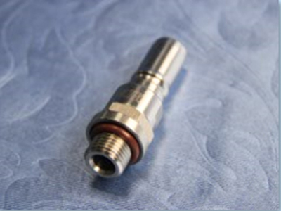 Bent male connector (90°)