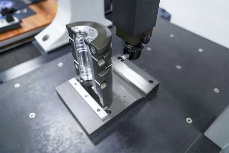 Máquina de Medición por Coordenadas Zeiss con una precisión de 0.002 mm