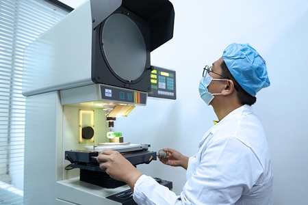 Proyector óptico de alta resolución